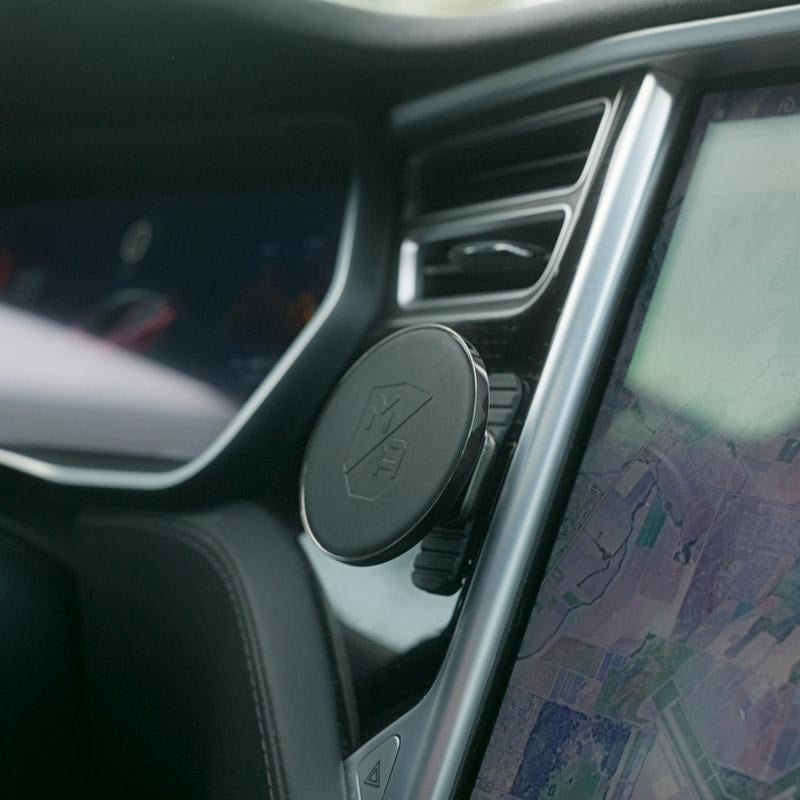 MOB ARMOR Mobnetic Slim Non-Charging MagsafeĀ® Phone Mount for All Dashboards - Compact & Strong Magnetic Holder with Curved Surface Compatibility