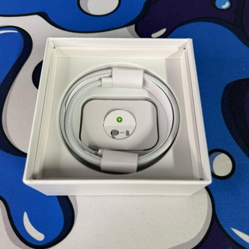 Charging Case Ios/Android Compatable Everything Seen in Pictures Is Included