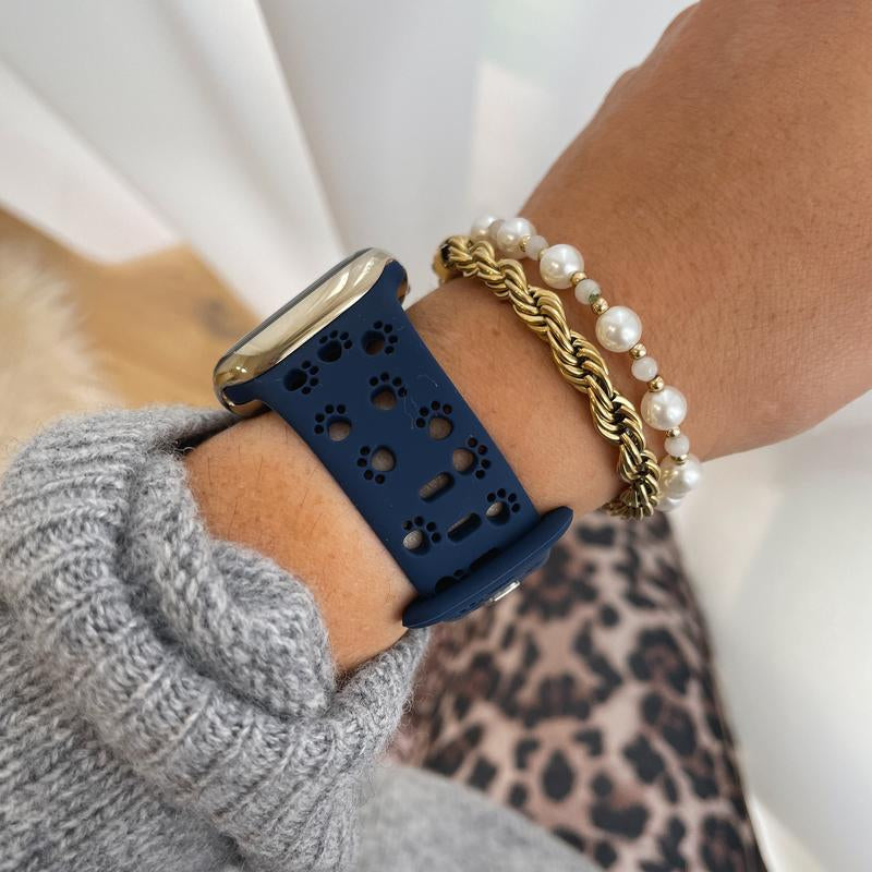 Animal Print Silicone Band for Apple Watch – Cute Paw Cutouts, Water-Resistant Sport Strap with Silver Pin, Soft & Comfy Fit for Pet Lovers